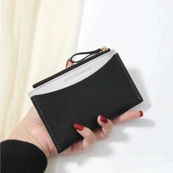 ⚠️Clearance Black And White Slim Wallet / Cardholder - Picture 1 of 4